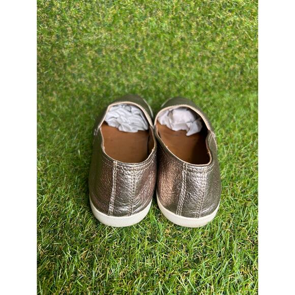 Frye Gold Mirror Melanie Slip On‎ Casual Shoe Size 8 - Picture 6 of 10